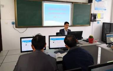 伍佑小學開展城南新區(qū)教育云平臺應用第二輪培訓工作